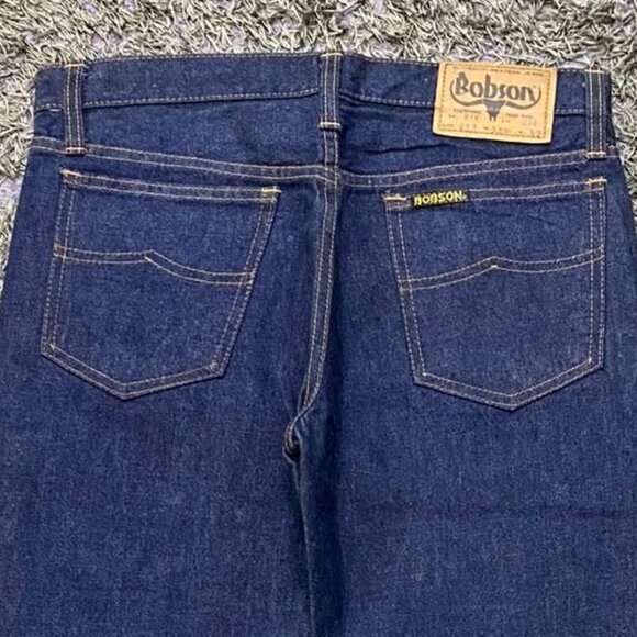 Straight Dark Wash Denim Jeans (Size M) - Picture 5 of 5